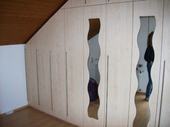  Einbauschrank Dachschräge 